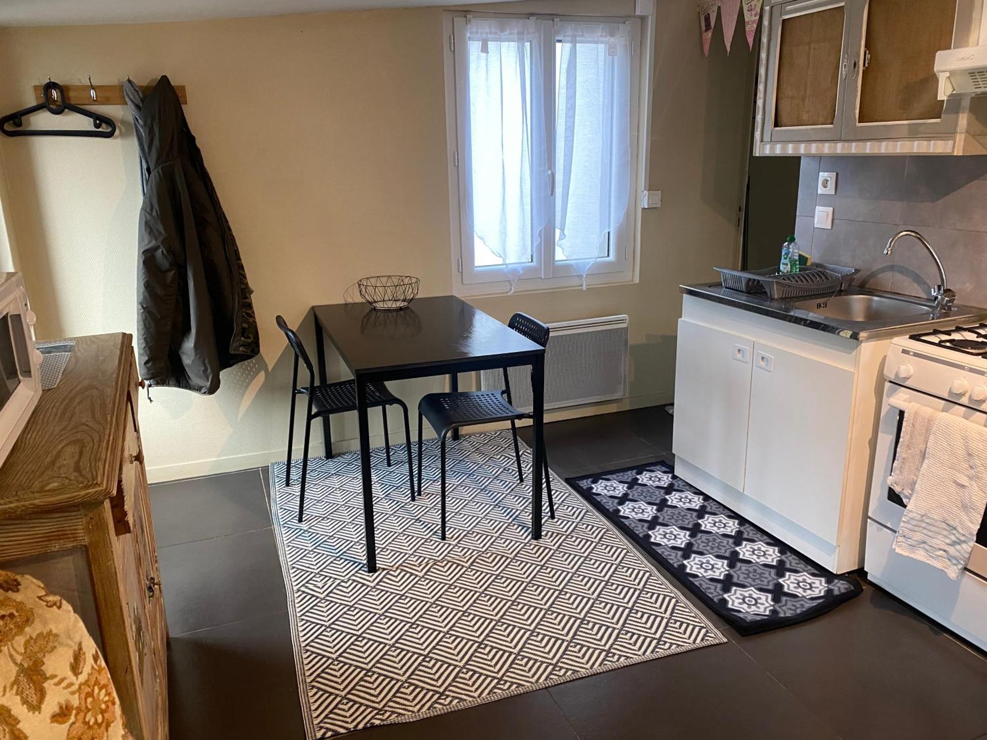 Les Sainfoins, Ideal Voyageurs Pro Appartement Villeneuve-sur-Yonne
