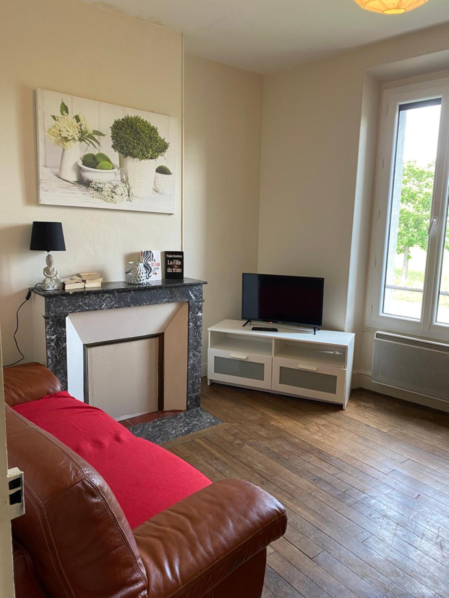 Les Sainfoins, Ideal Voyageurs Pro Villeneuve-sur-Yonne